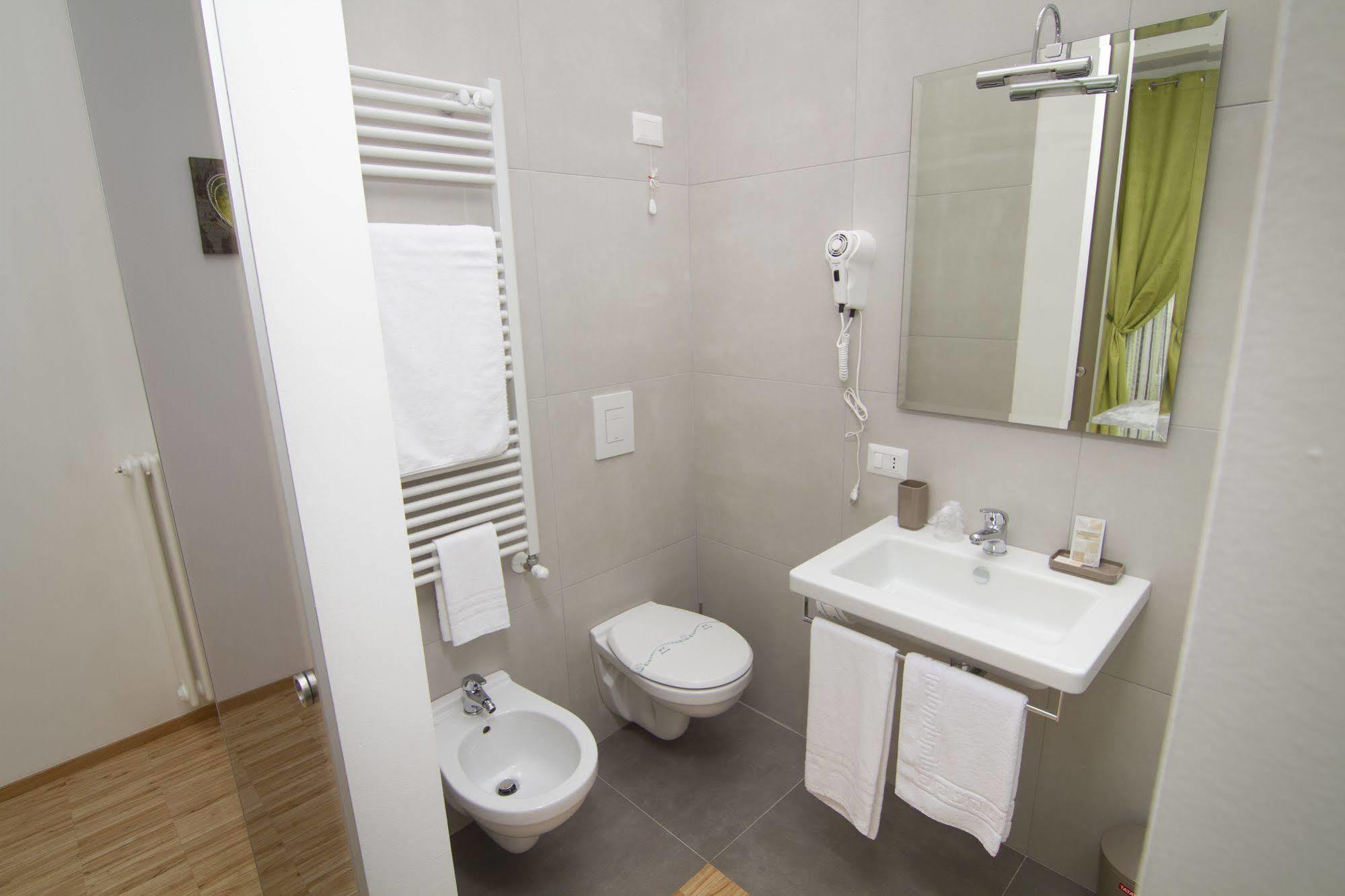 Al Bastione Relais Suite & Rooms グラヴィーナ・イン・プーリア エクステリア 写真